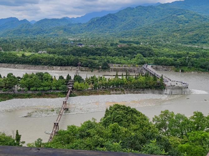 成都都江堰有什么好玩的旅游景点-都江堰必去的景点